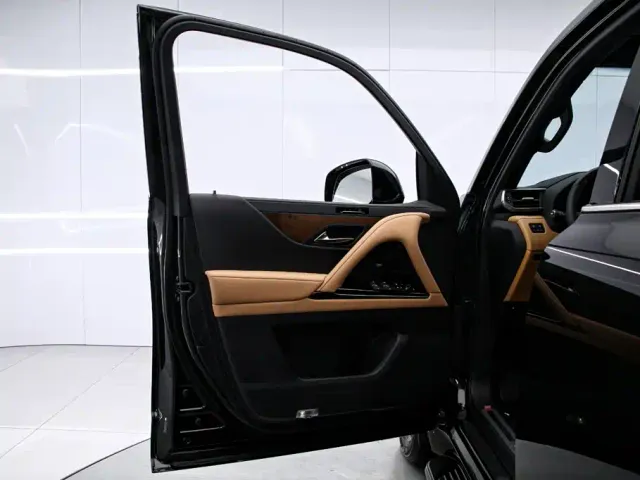 Lexus LX — Фото автомобиля 13