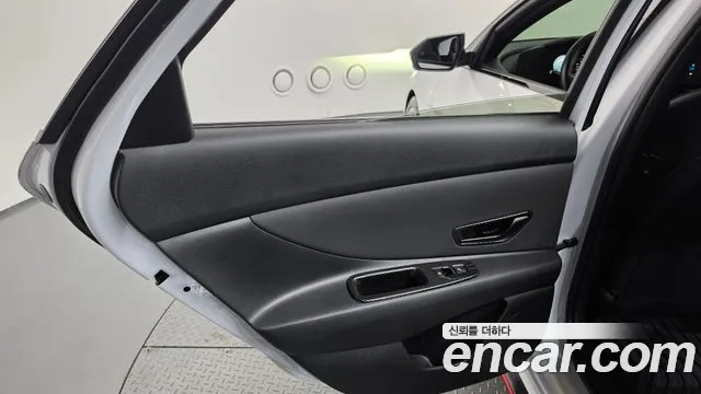 Hyundai Avante CN7 — Фото автомобиля 24
