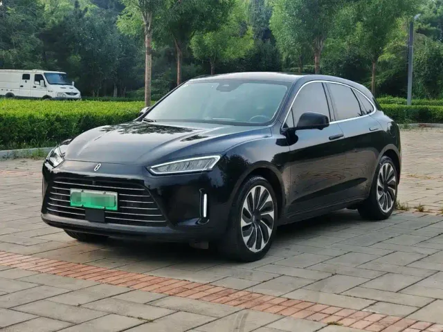 Фотография автомобиля — Aito M5