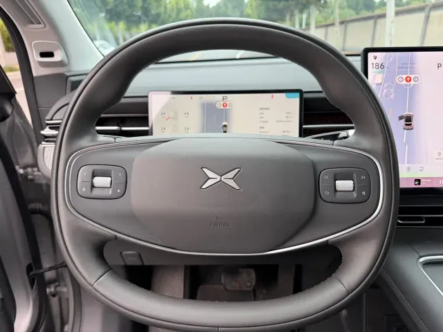 Xpeng G6 — Фото автомобиля 12