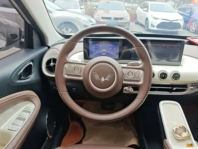 Wuling Bingo — Фото автомобиля 10