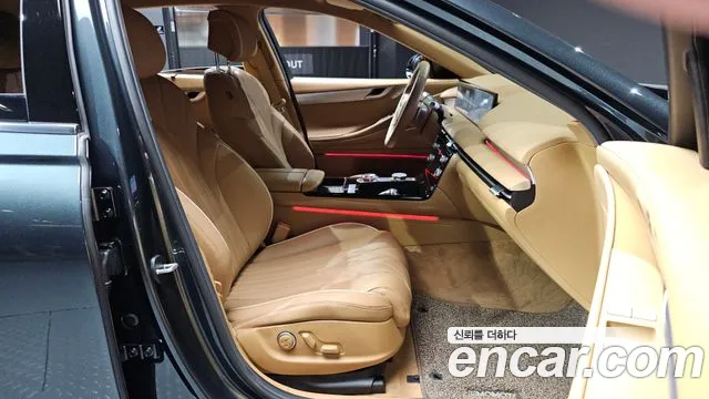 Genesis G80 Бензин 2.5 турбо 2WD — Фото автомобиля 10