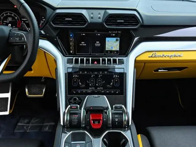 Lamborghini Urus — Фото автомобиля 14