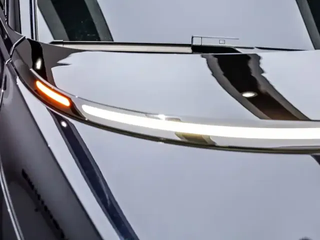 Li Auto Li Auto i6 2025 4WD Base Model — Фото автомобиля 11