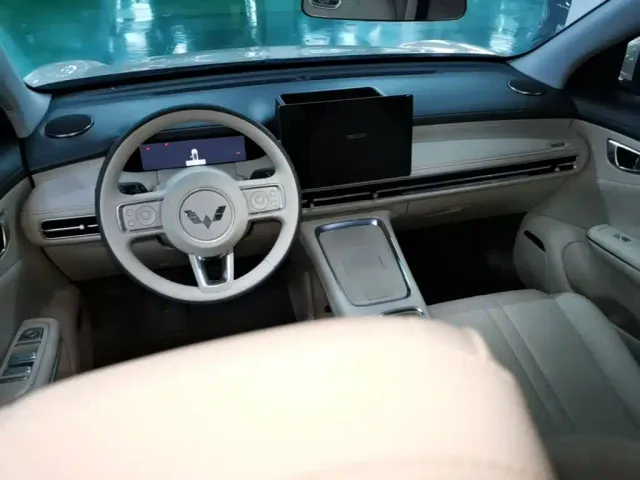 Wuling Bingo S — Фото автомобиля 9