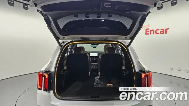 Kia Sorento Новый Sorento 4 поколение Бензин 2.5T 2WD — Фото автомобиля 17