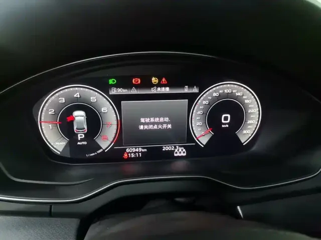 Audi Q5L — Фото автомобиля 11