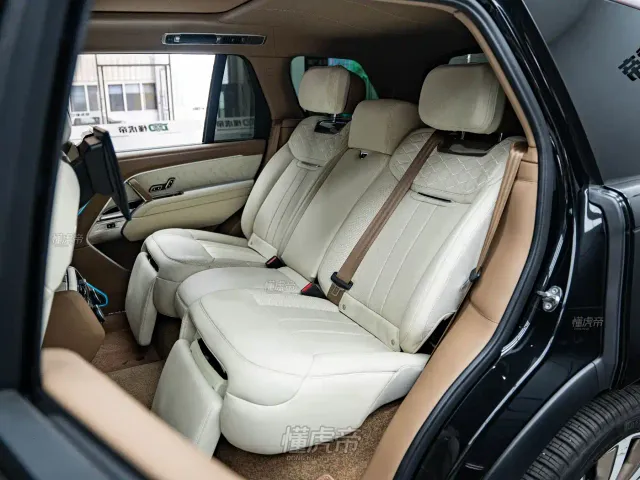 Land Rover Range Rover — Фото автомобиля 9