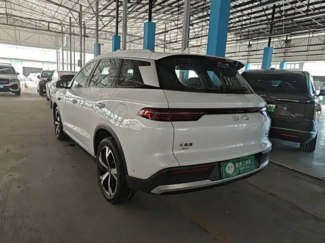 BYD Song Pro — Фото автомобиля 4
