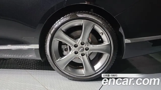 Genesis G80 RG3 — Фото автомобиля 6