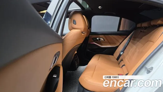 BMW 3-Series 3 серия (G20) 320i M Sport — Фото автомобиля 12