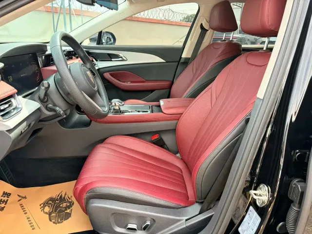 Hongqi H5 — Фото автомобиля 4