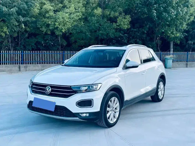 Фотография автомобиля — Volkswagen T-Roc