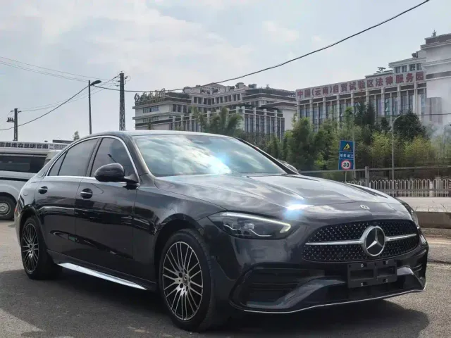 Mercedes-Benz C-Class — Фото автомобиля 2