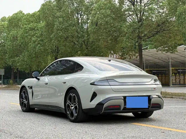 Xiaomi SU7 — Фото автомобиля 6