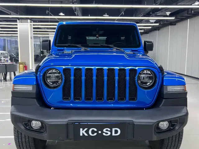Jeep Wrangler — Фото автомобиля 2