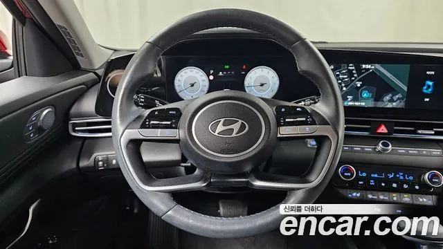 Hyundai Avante CN7 — Фото автомобиля 13