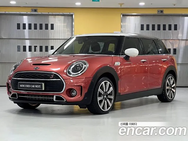 Фотография автомобиля — MINI Clubman