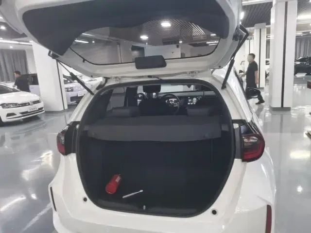 Honda Fit — Фото автомобиля 18