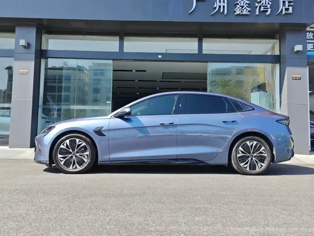 BYD Seal — Фото автомобиля 21