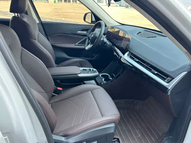 BMW X1 — Фото автомобиля 9