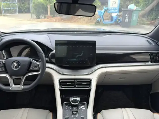 BYD Song PLUS — Фото автомобиля 9