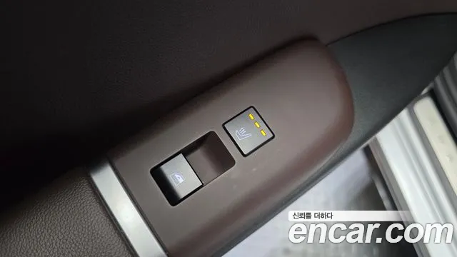 Hyundai Grandeur GN7 — Фото автомобиля 28