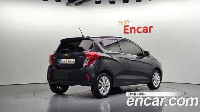Chevrolet Spark — Фото автомобиля 2