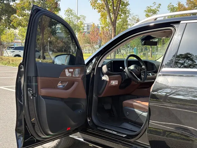 Mercedes-Benz GLE-Class — Фото автомобиля 7
