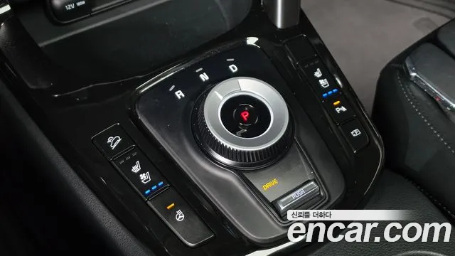 Kia Seltos New — Фото автомобиля 12
