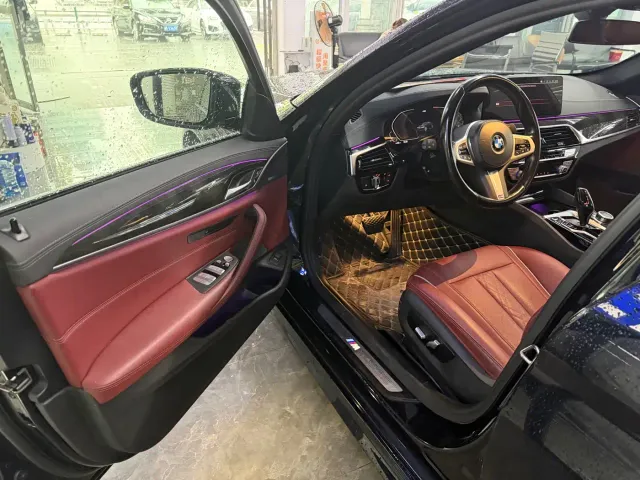 BMW 5 Series — Фото автомобиля 6