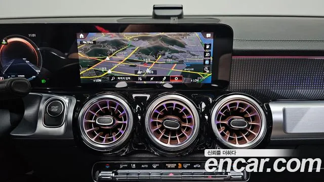 Mercedes-Benz EQB — Фото автомобиля 14