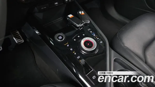 Kia Niro The All New Niro Signature — Фото автомобиля 9