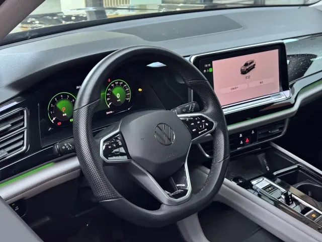 Volkswagen Teramont — Фото автомобиля 16