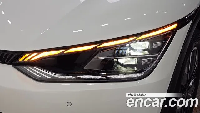 Kia EV6 — Фото автомобиля 7