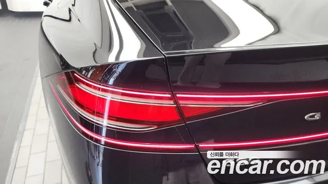 Genesis G90 Бензин 3.5 турбо AWD — Фото автомобиля 20