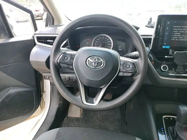 Toyota Corolla — Фото автомобиля 2