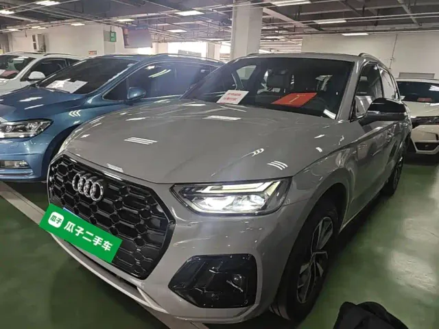Фотография автомобиля — Audi Q5L