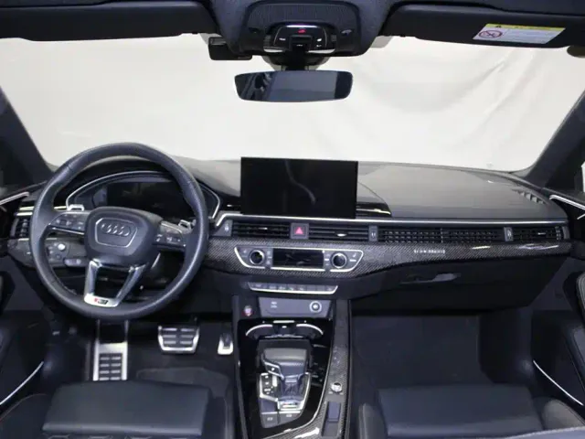 Audi RS 5 — Фото автомобиля 9