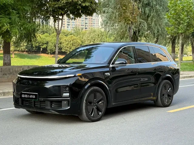 Фотография автомобиля — Li Auto L8