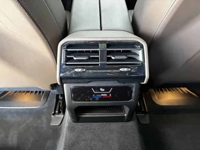 BMW 5 Series — Фото автомобиля 19