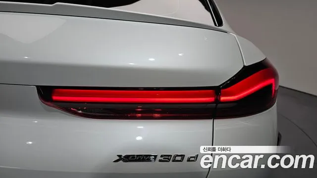 BMW X6 — Фото автомобиля 19