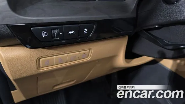 Kia Canival Carnival 4 поколение Бензин 9 мест Signature — Фото автомобиля 20