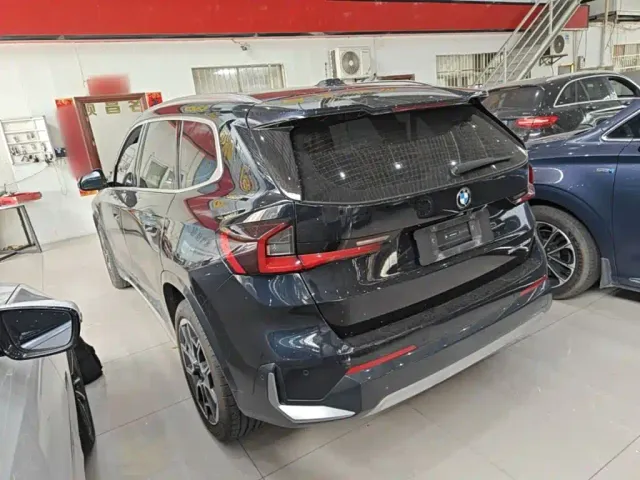 BMW X1 — Фото автомобиля 4