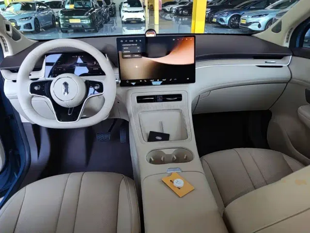 Shangjie SUV — Фото автомобиля 9