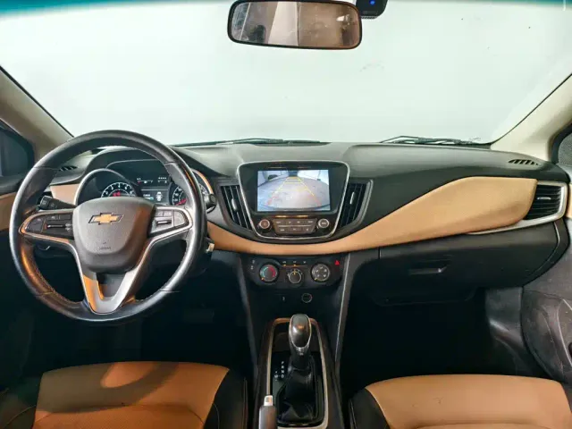 Chevrolet Monza — Фото автомобиля 5