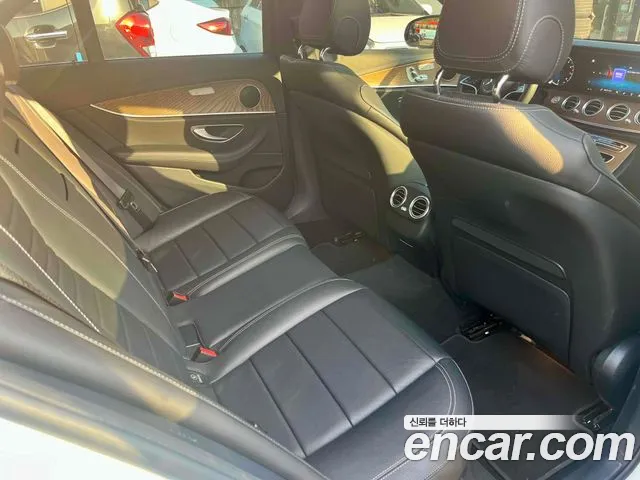 Mercedes-Benz E-Class W213 — Фото автомобиля 11