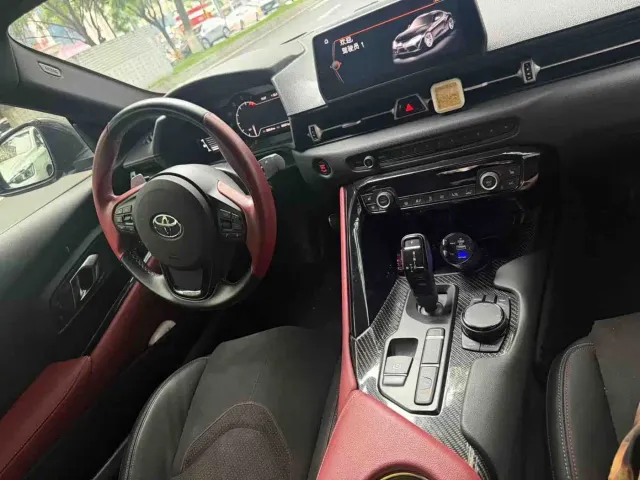 Toyota Supra — Фото автомобиля 4