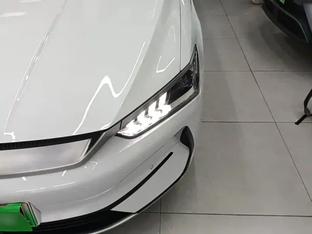 BYD Qin PLUS — Фото автомобиля 23
