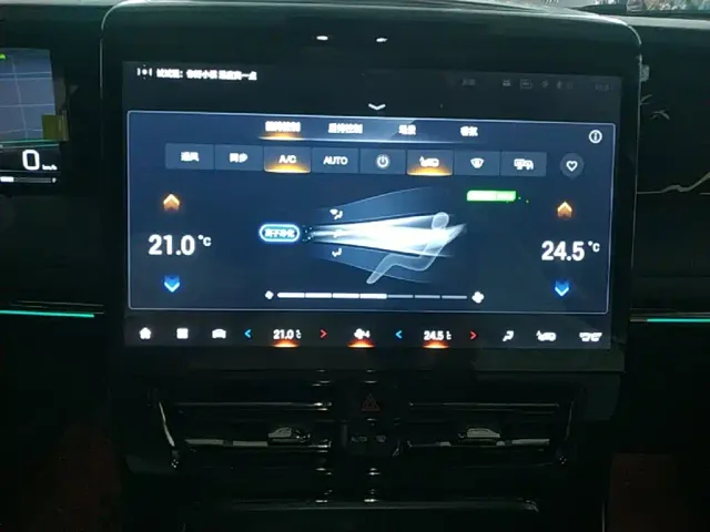 GAC Trumpchi M8 — Фото автомобиля 12